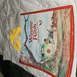 Winnie the Pooh gift/shopping bag New